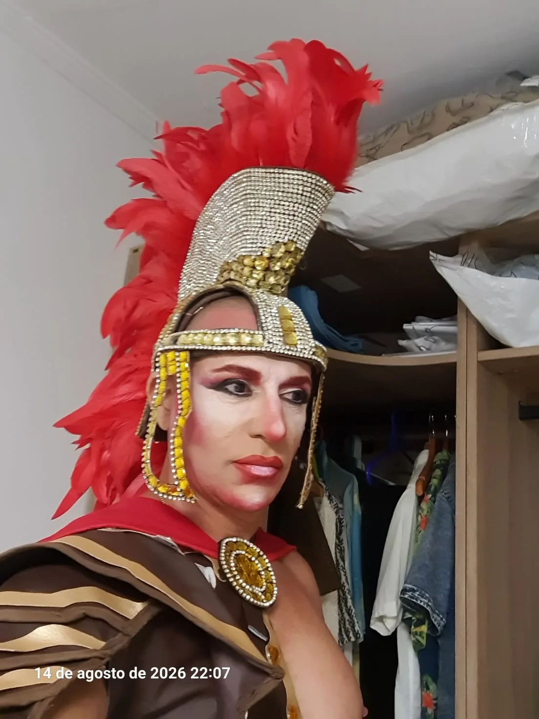 Marcos Drag en traje romano