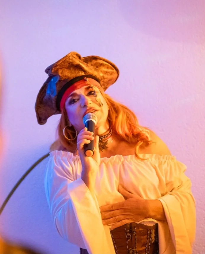 Marcos Drag en un show de boda